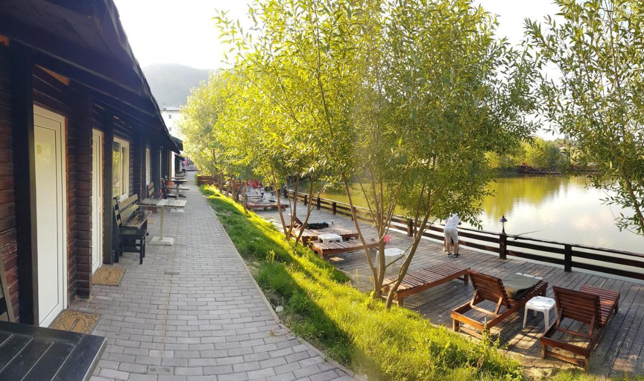 Casa Lazaroiu Hotel Curtea De Arges Exterior photo